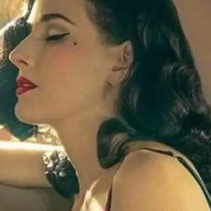 Meet your Posher, Max